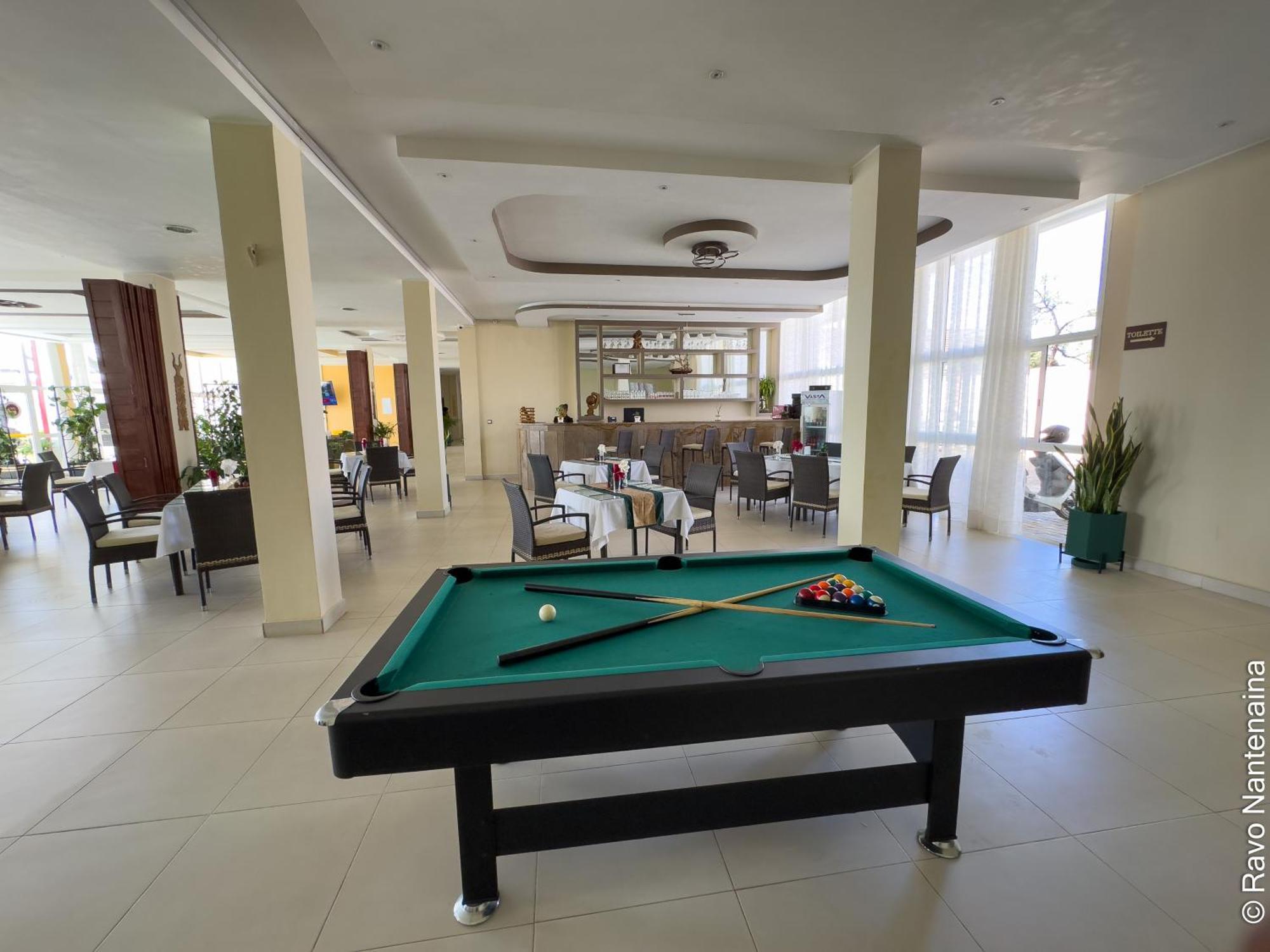 אנטסירבה Hotel Menabe'L מראה חיצוני תמונה